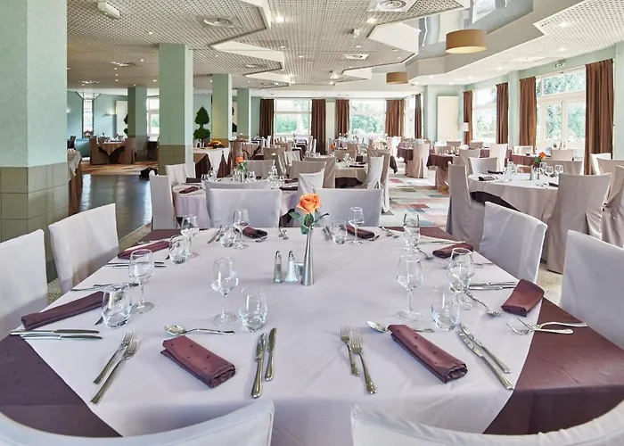 *** & Bleues Marlioz Hotel 3*