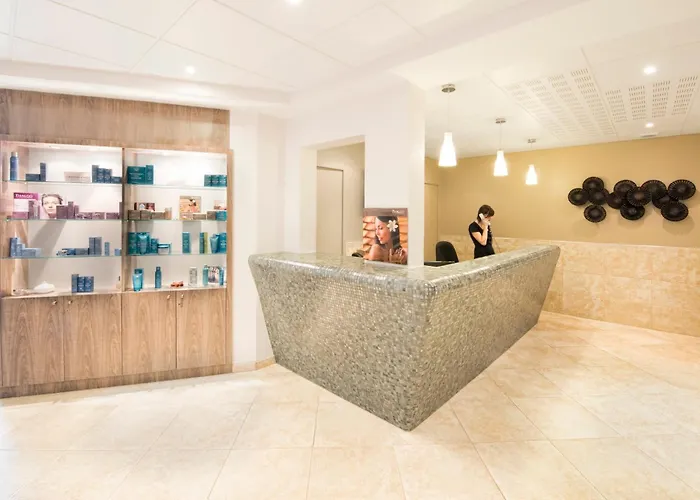 Hotel *** & Bleues Marlioz Aix-les-Bains